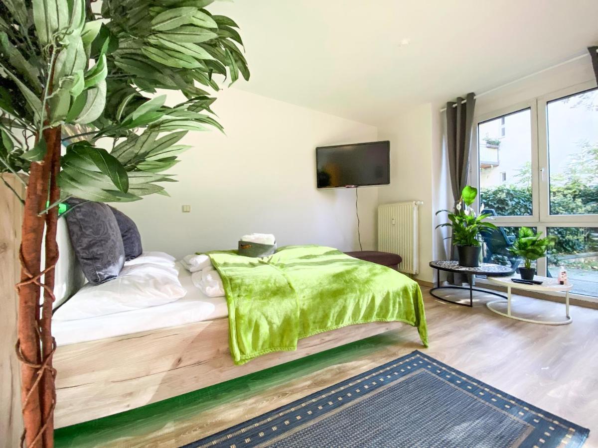 Wohlfuehl-Apartment Mit Kostenfreier Tiefgarage, Wifi & Terrasse Leipzig Exterior foto